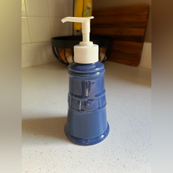 Longaberger Cornclower Blue Ceramic Soap Dispenser - Picture 1 of 1